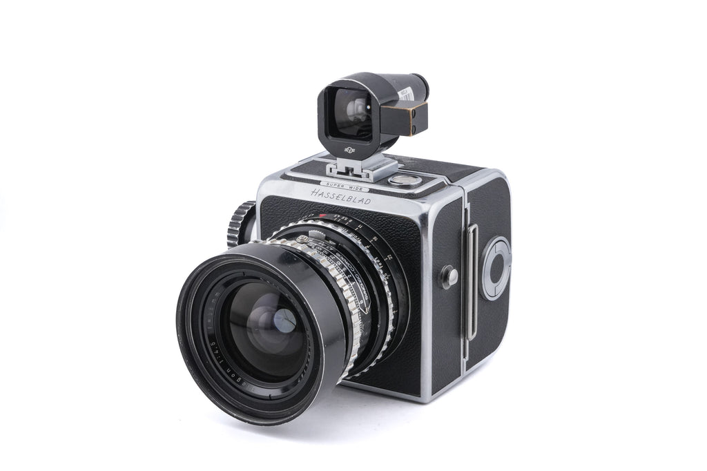 Hasselblad Super Wide (SW) (AKVI / 8020) + SWC Viewfinder (52035/TISOC) + C12 Film Magazine (30015 / TIMAC)