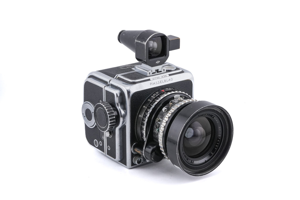 Hasselblad Super Wide (SW) (AKVI / 8020) + SWC Viewfinder (52035/TISOC) + C12 Film Magazine (30015 / TIMAC)