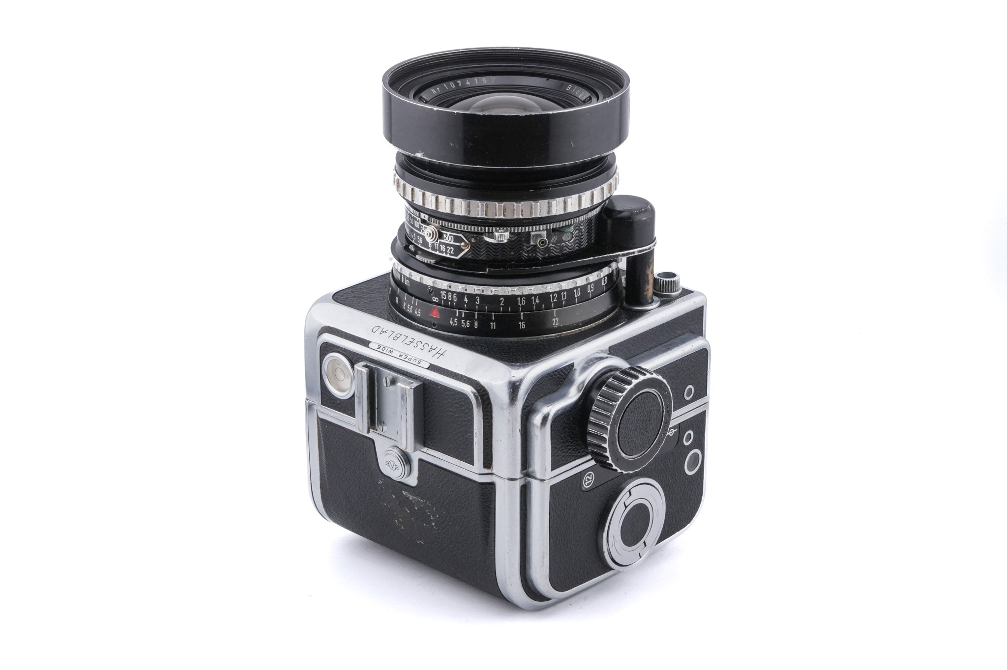 Hasselblad Super Wide (SW) (AKVI / 8020) + SWC Viewfinder (52035/TISOC) + C12 Film Magazine (30015 / TIMAC)