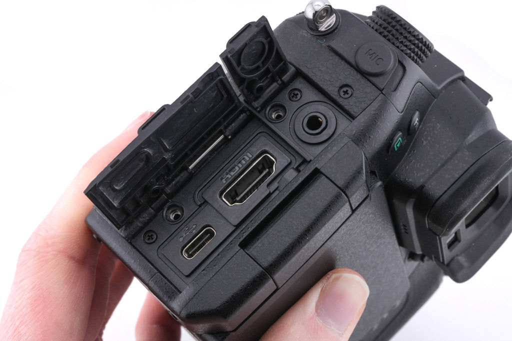 Panasonic Lumix DC-GH5