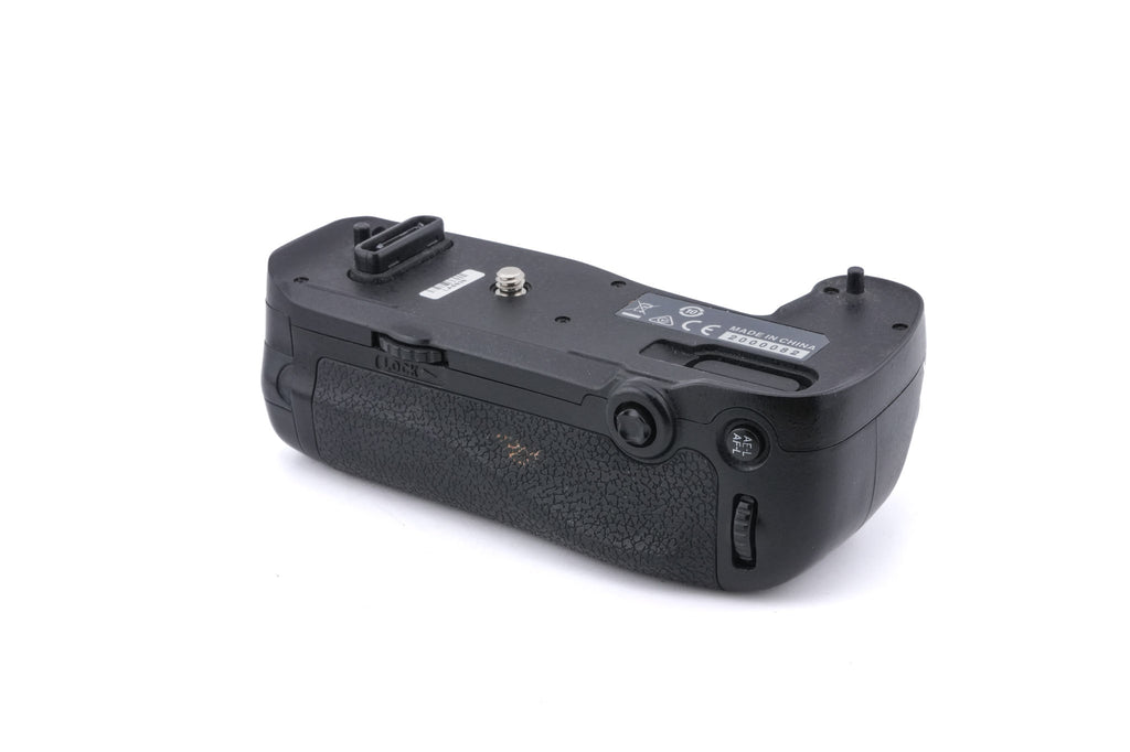 Nikon MB-D16 Multi-Power Battery Pack