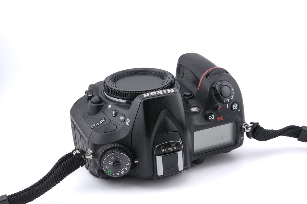 Nikon D7100