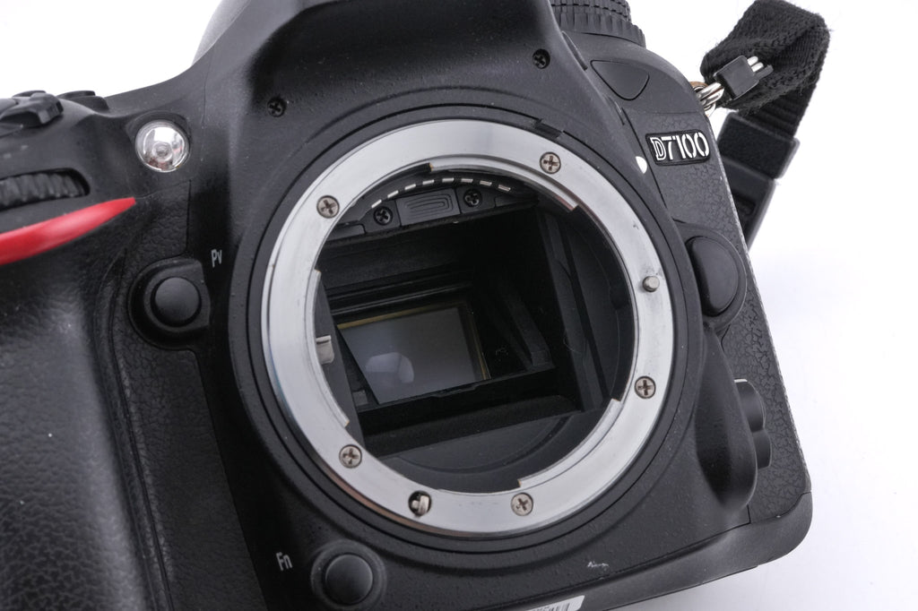 Nikon D7100