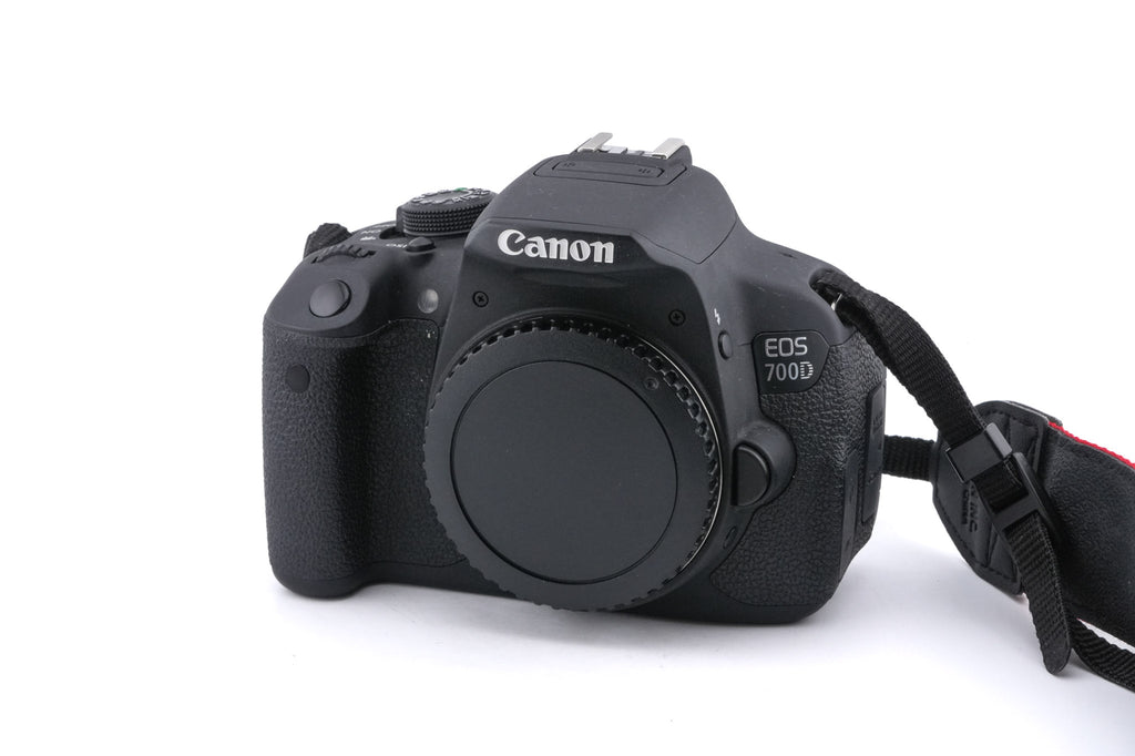 Canon EOS 700D