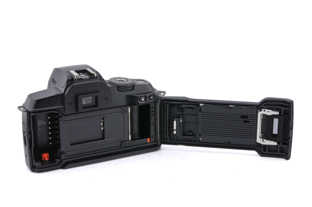 Canon EOS 5000
