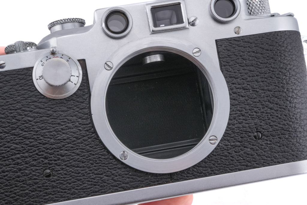 Leica IIIc + 5cm f2 Summitar