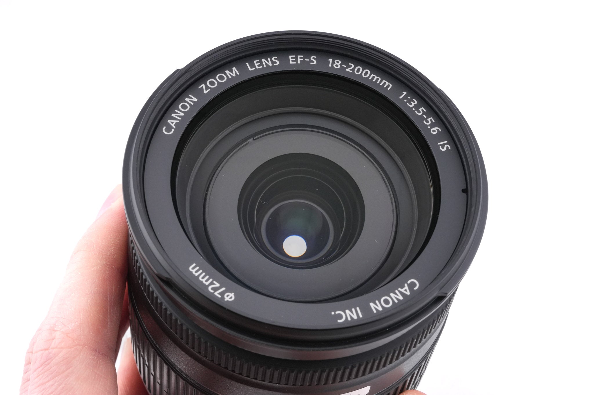 Canon 18-200mm f3.5-5.6 IS