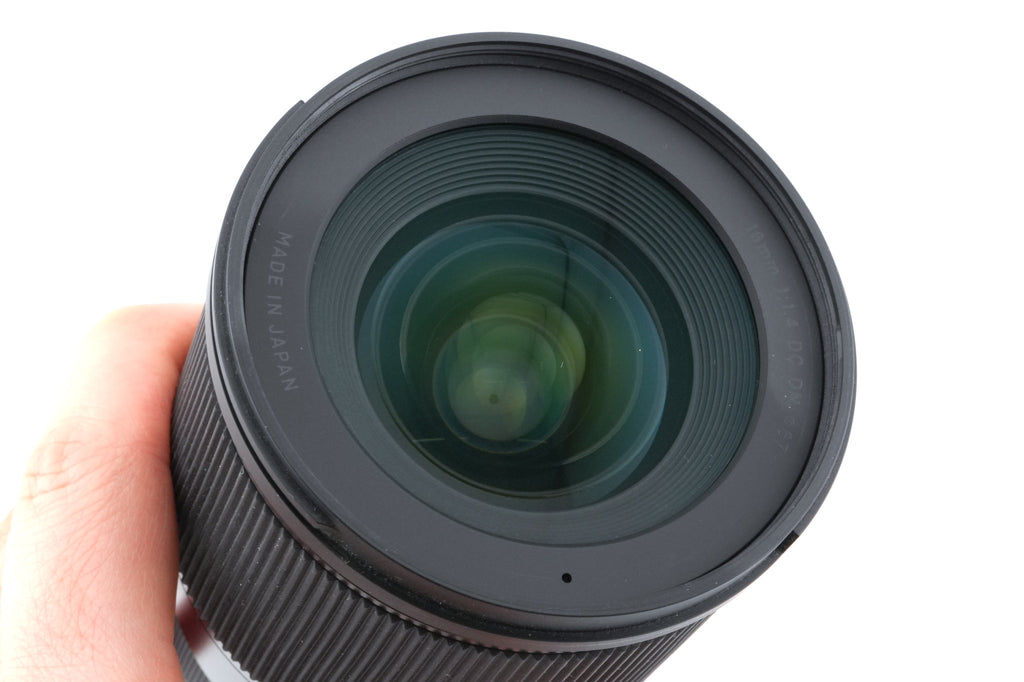 Sigma 16mm f1.4 DC DN Contemporary (017)
