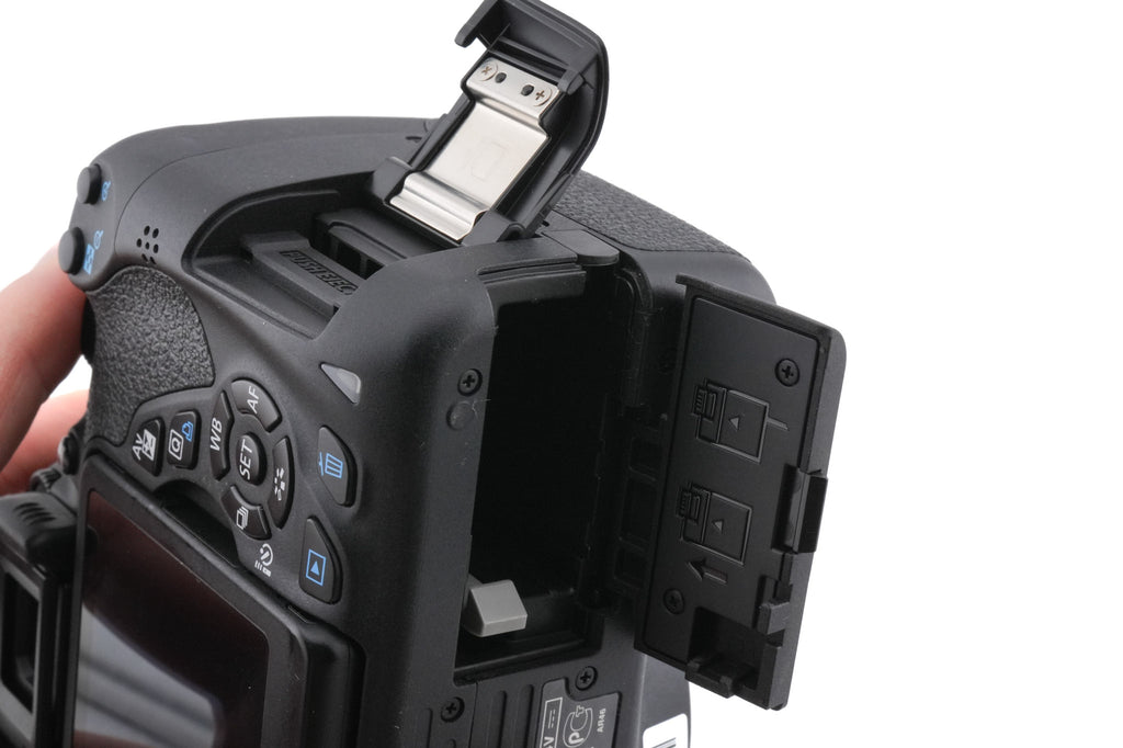 Canon EOS 700D