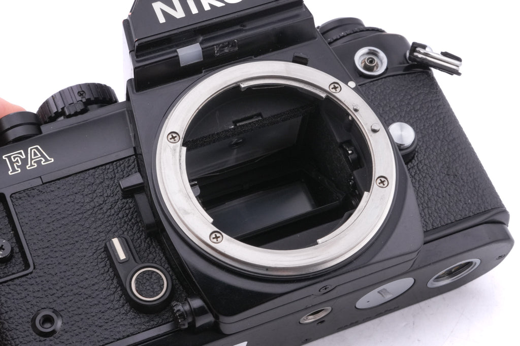 Nikon FA