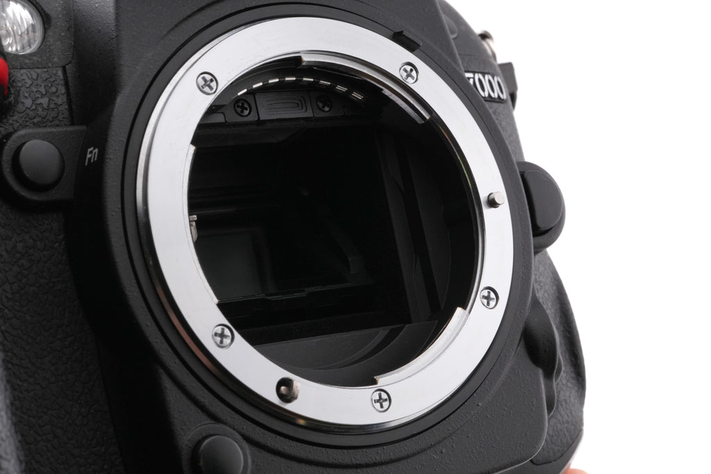 Nikon D7000