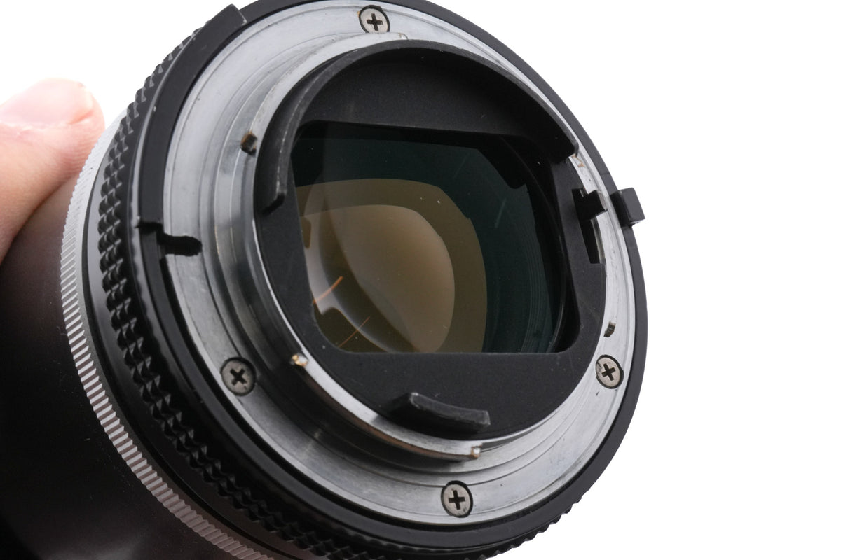 Nikon 80-200mm f4.5 Zoom-Nikkor Pre-AI