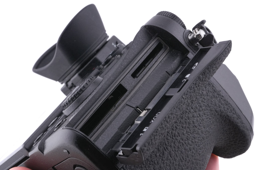 Panasonic Lumix DC-S1