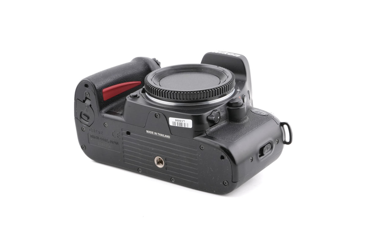 Nikon F75