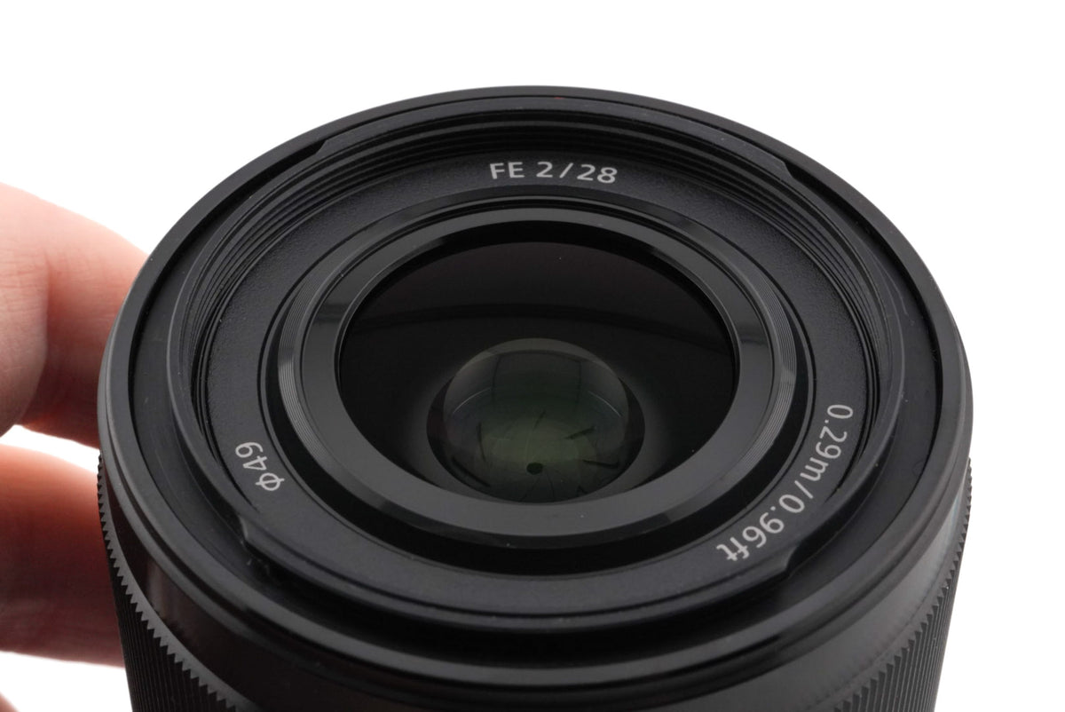 Sony 28mm f2 (SEL28F20)