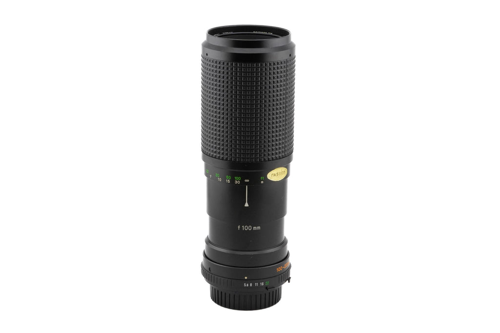 Minolta 100-200mm f5.6 MD Zoom Rokkor