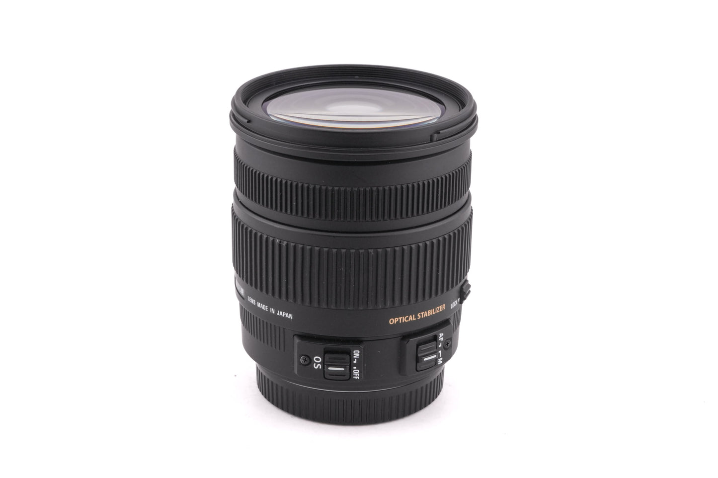 Sigma 17-70mm f2.8-4 DC HSM OS Macro