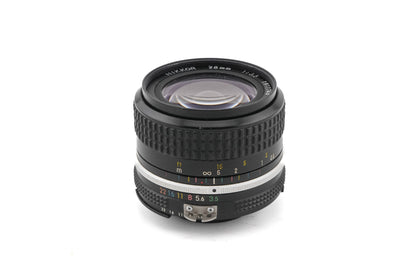 Nikon 28mm f3.5 Nikkor AI