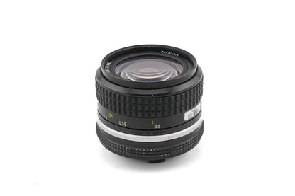 Nikon 28mm f3.5 Nikkor AI