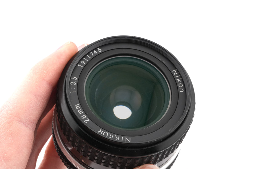 Nikon 28mm f3.5 Nikkor AI
