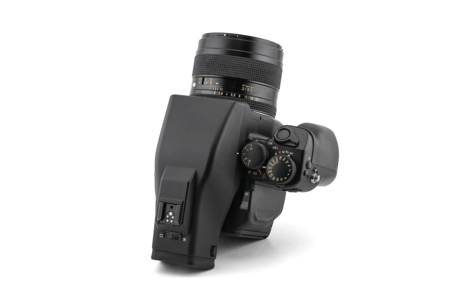 Contax 645 + MFB-1 120/220 Film Back Holder + MF-1 AE Prism Finder + 80mm f2 Planar T*