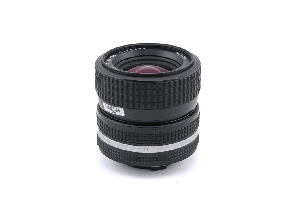 Nikon 35-70mm f3.3-4.5 Zoom-Nikkor AI-S