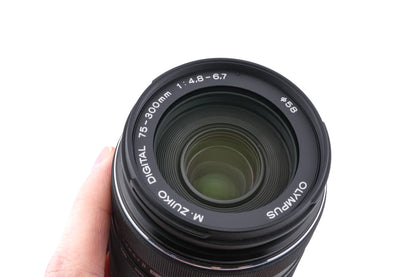 Olympus 75-300mm f4.8-6.7 M.Zuiko Digital II ED MSC