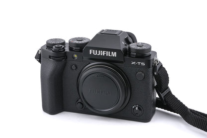 Fujifilm X-T5