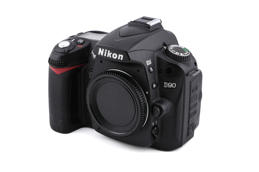 Nikon D90