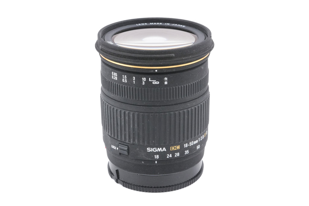 Sigma 18-50mm f2.8 DC EX D