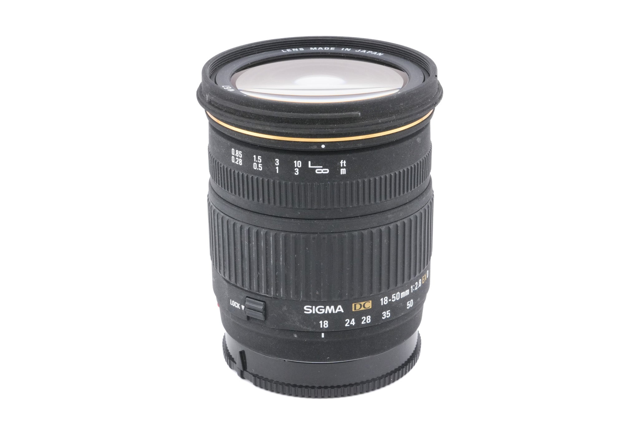 Sigma 18-50mm f2.8 DC EX D