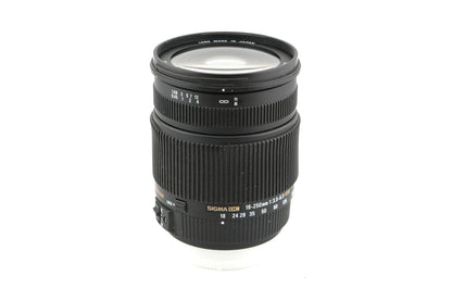 Sigma 18-250mm f3.5-6.3 DC OS HSM