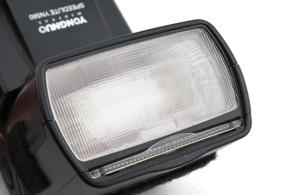 Yongnuo YN560 Digital Speedlite