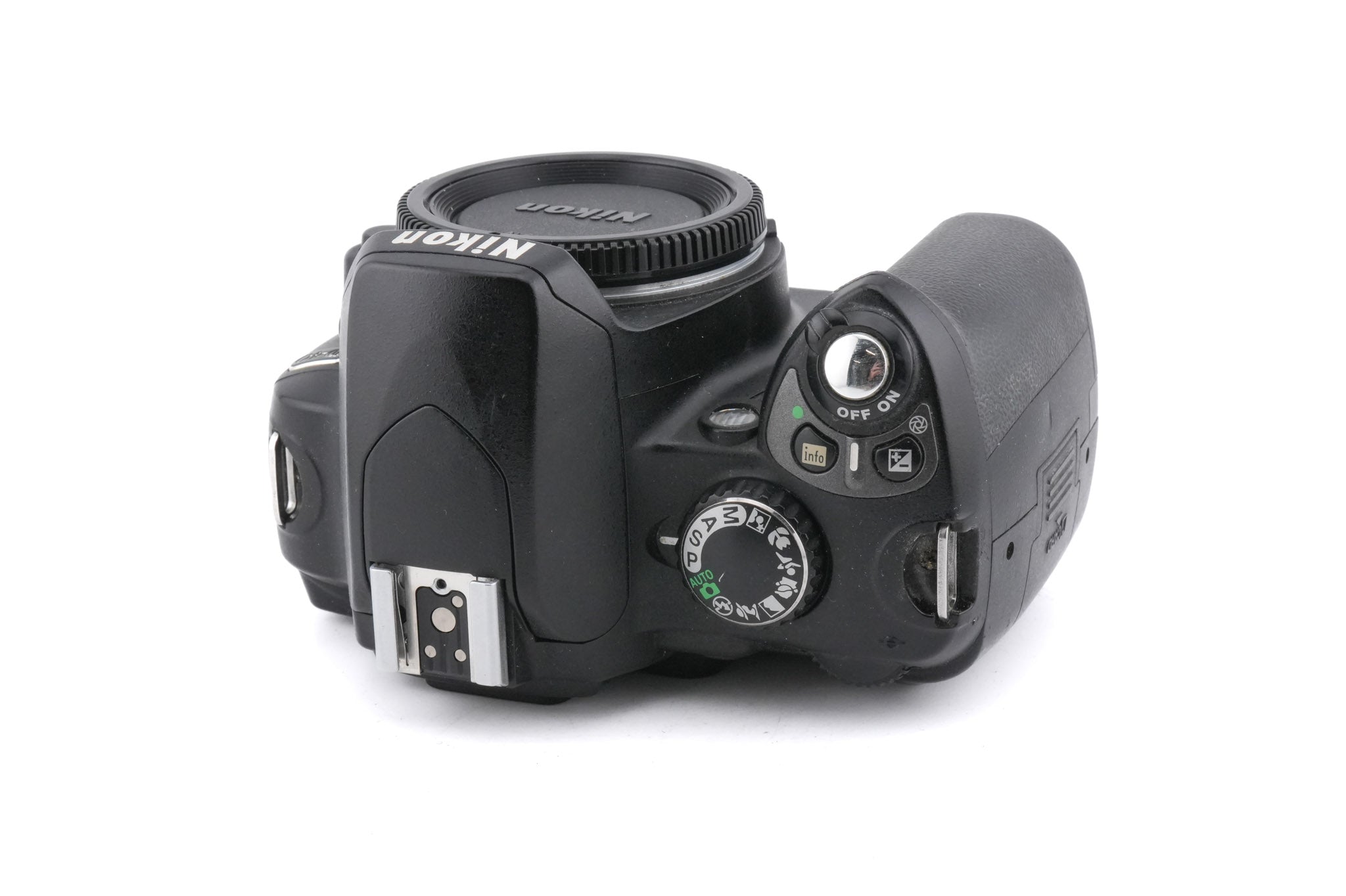 Nikon D40