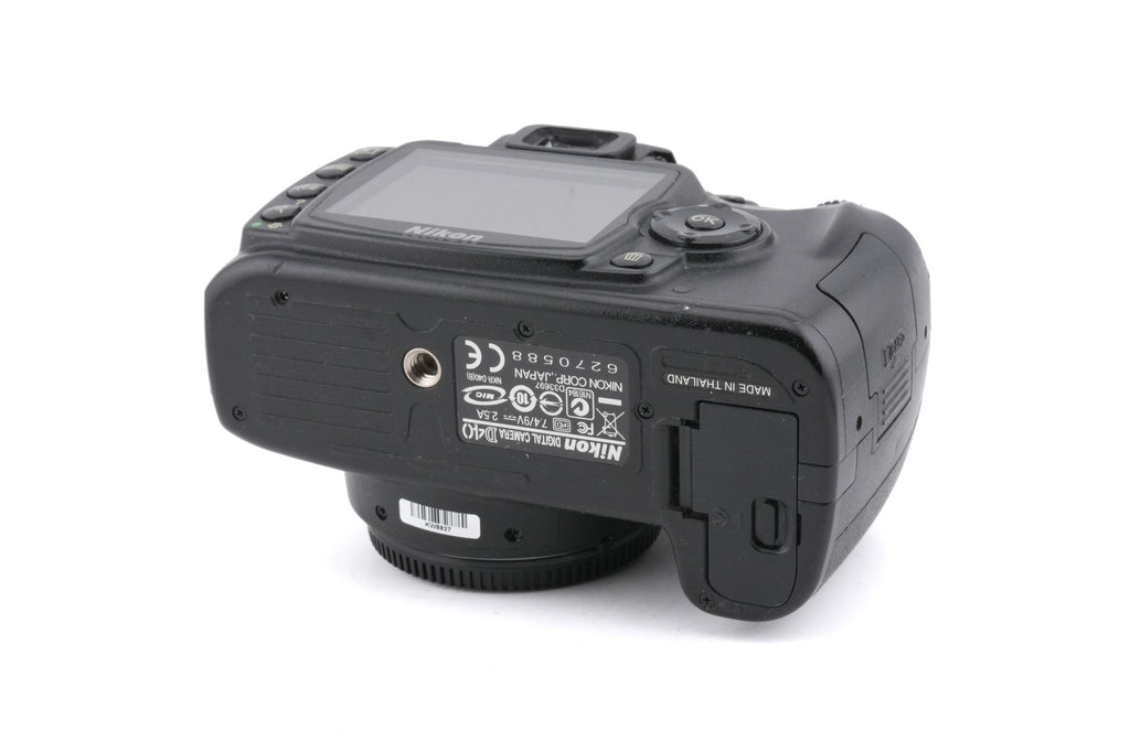 Nikon D40