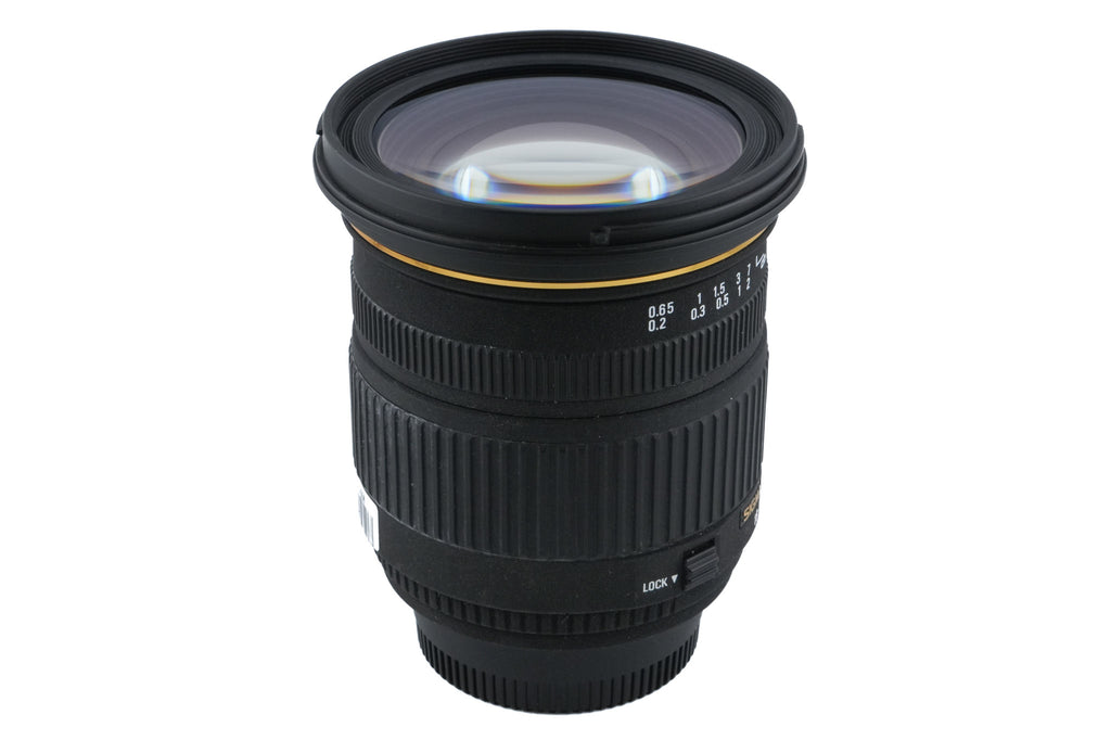 Sigma 18-50mm f2.8 EX DC Macro