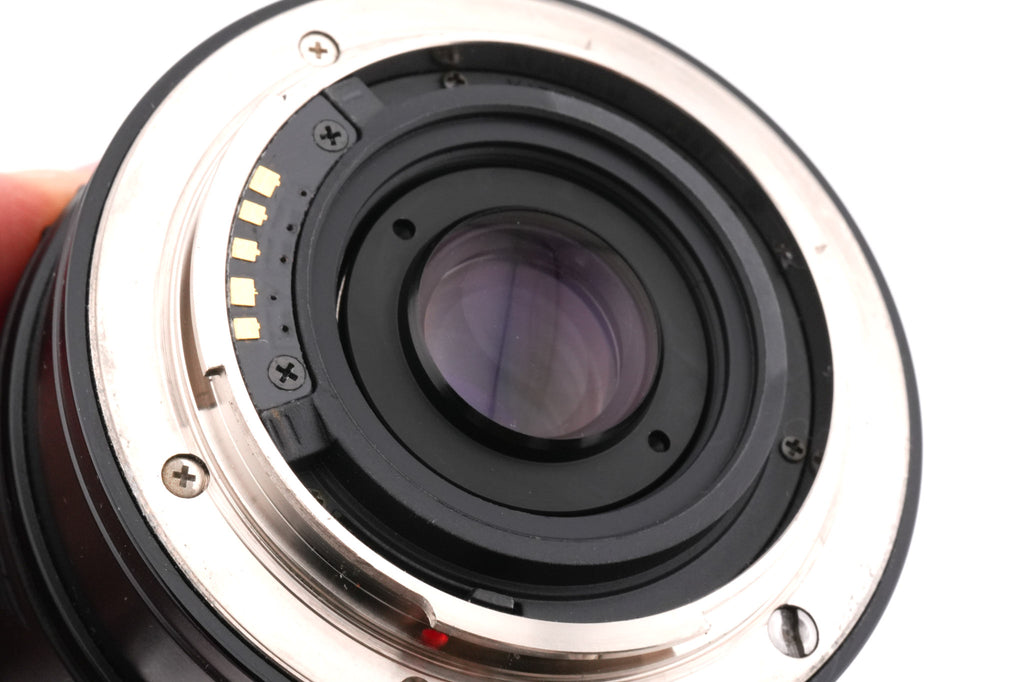 Soligor 19-35mm f3.5-4.5 AF Zoom MC