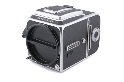 Hasselblad 500C/M (Silver, 10026) + A12 Film Magazine (Silver, 30074) + Waist Level Finder (New / Chrome, 42315) + Standard Focusing Screen (42161)