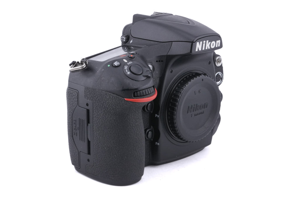 Nikon D810