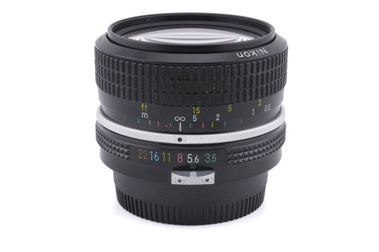 Nikon 28mm f3.5 Nikkor K Pre-AI
