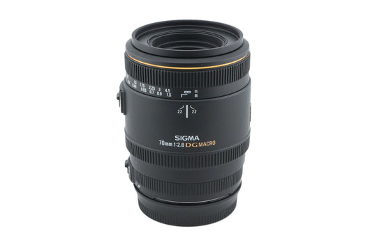 Sigma 70mm f2.8 EX DG Macro
