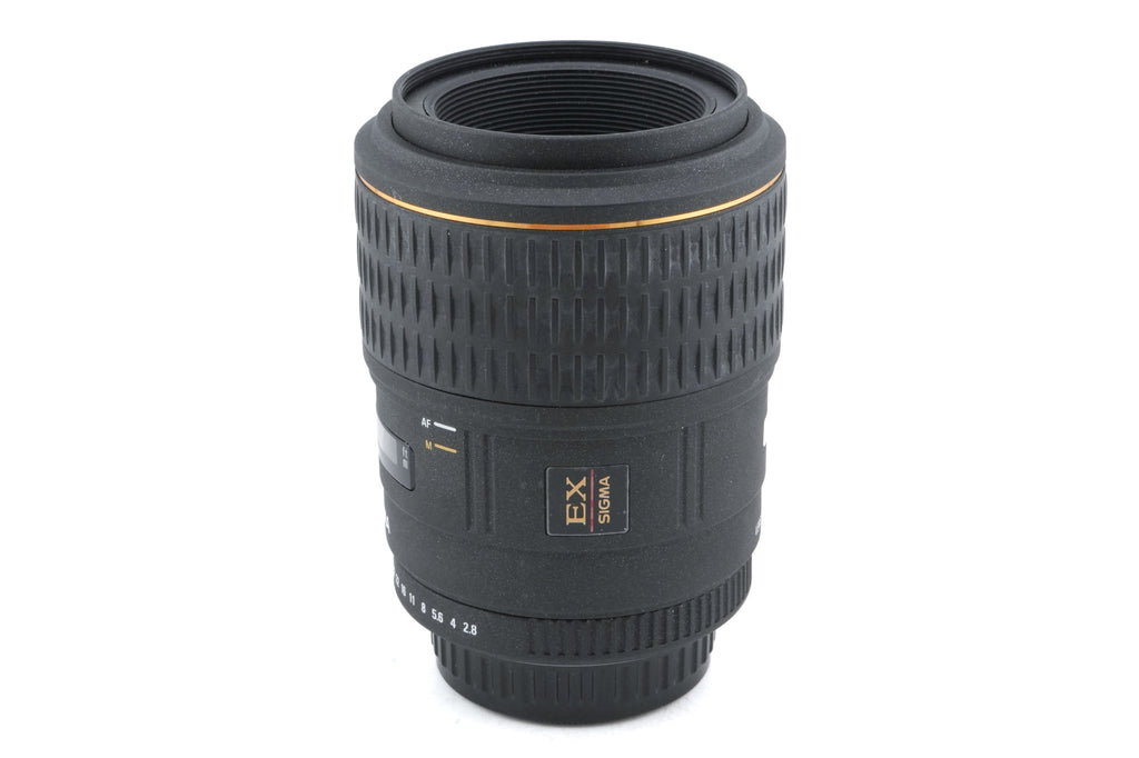 Sigma 105mm f2.8 EX Macro