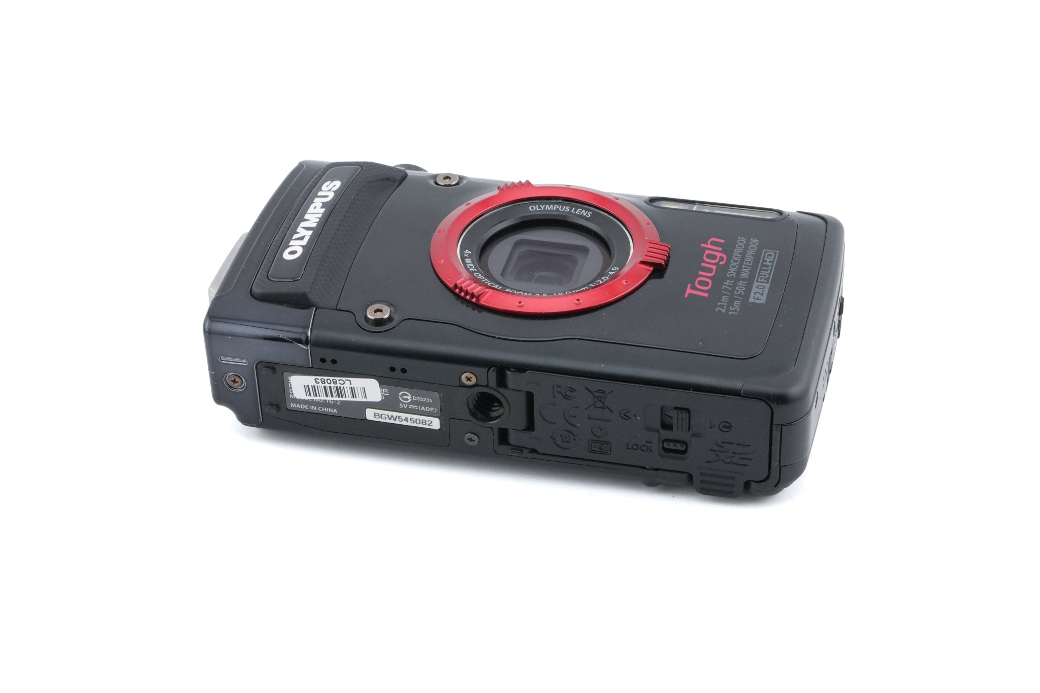 Olympus Stylus Tough TG-2 + FCON-T01 Fisheye Converter + CLA-T01