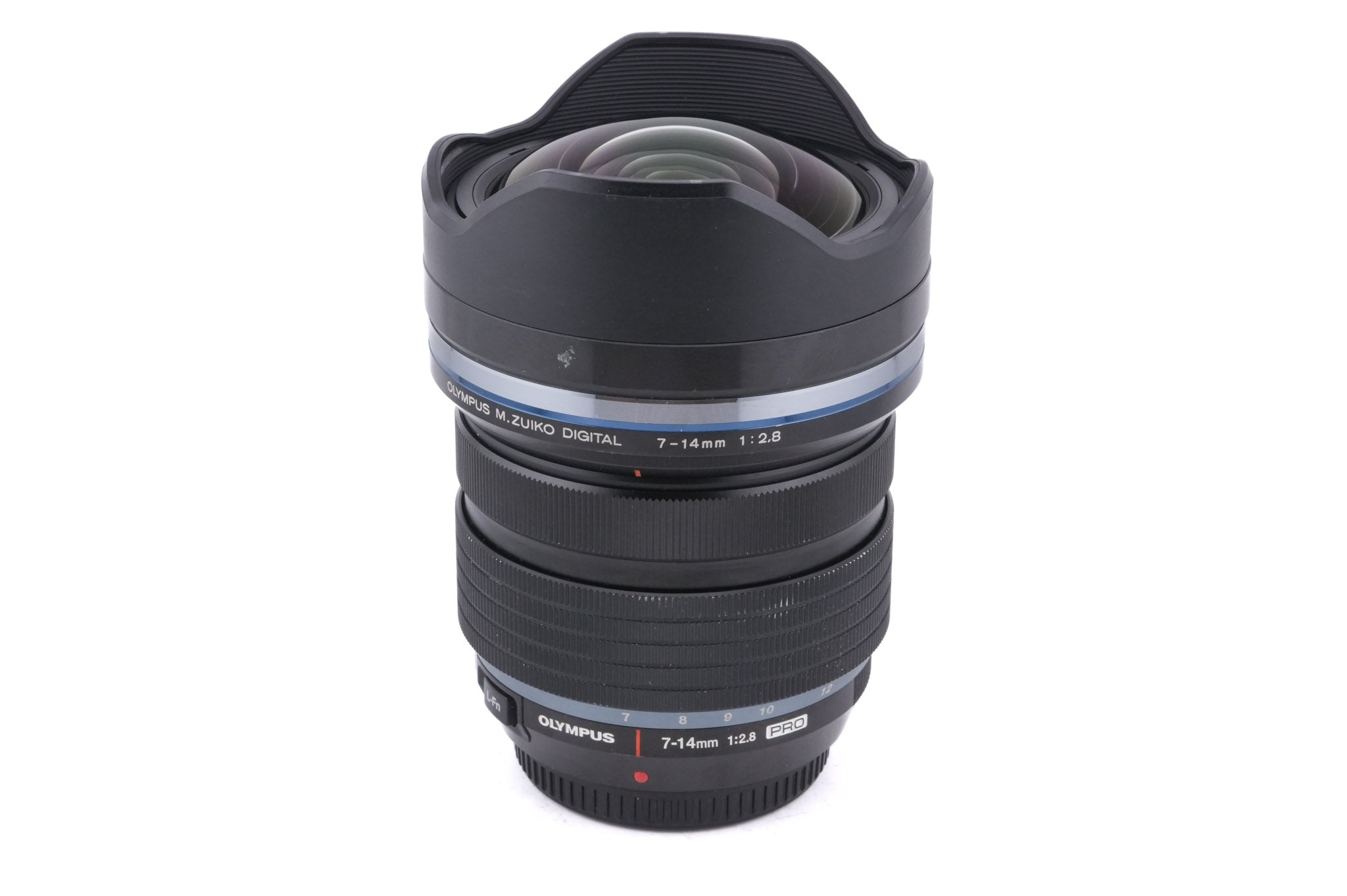Olympus 7-14mm f2.8 M.Zuiko Digital Pro ED