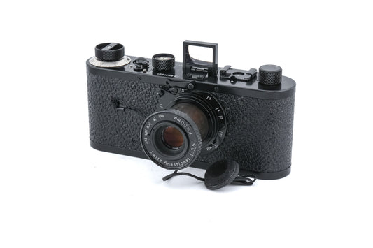 Leica 0 Series (Year 2000 Replica, 10500) - Camera