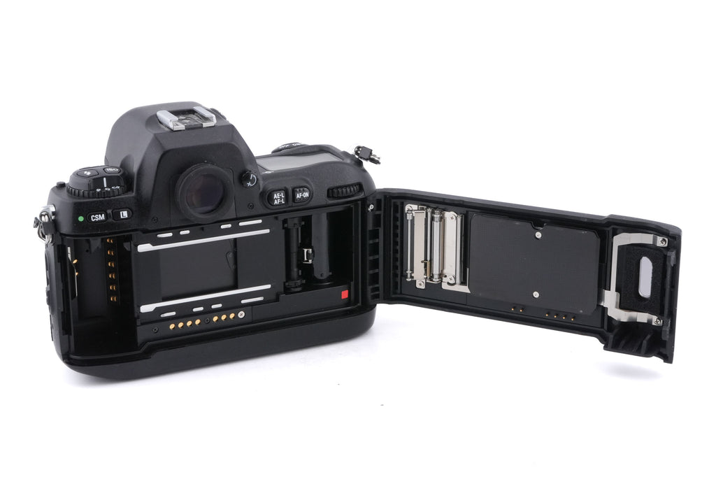Nikon F100