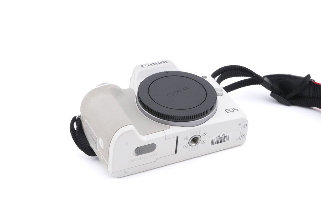 Canon EOS M50