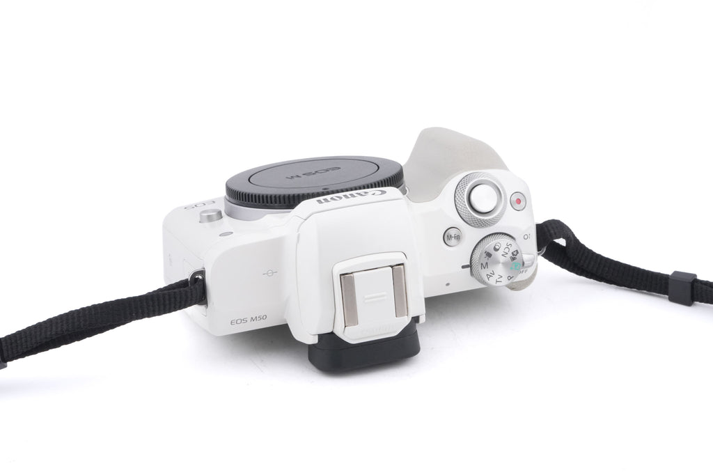 Canon EOS M50