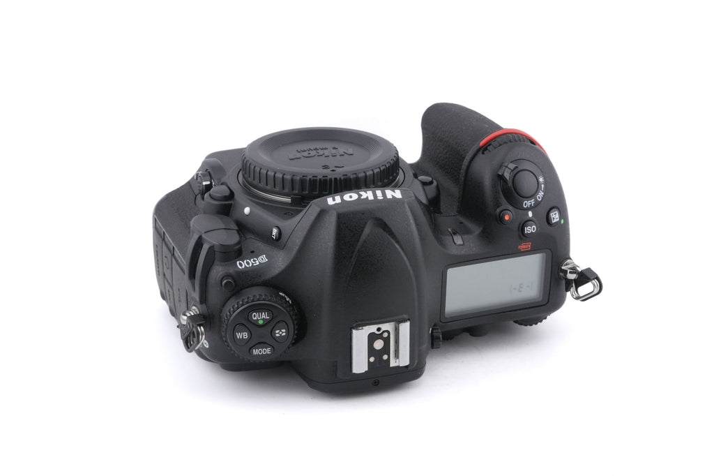 Nikon D500