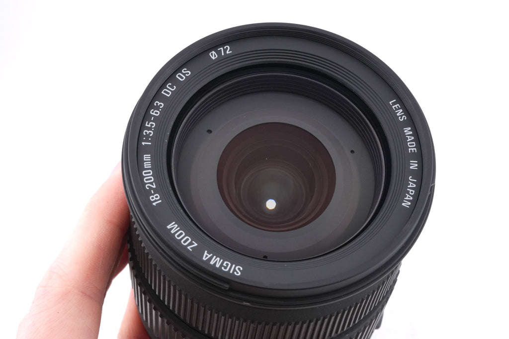 Sigma 18-200mm f3.5-6.3 DC OS